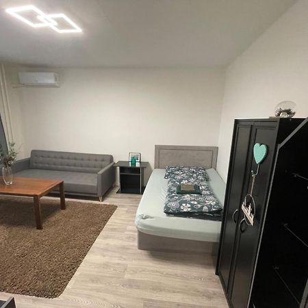 Apartman Sabo Komenskeho Кошице Экстерьер фото